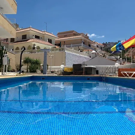 Studio Las Americas With Pool